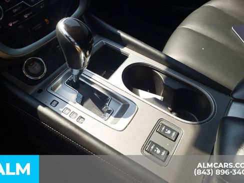 Used 2023 Nissan Murano SV FWD image 10