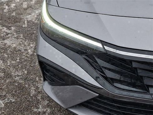 New 2026 Hyundai Elantra SEL Sport Premium FWD image 9