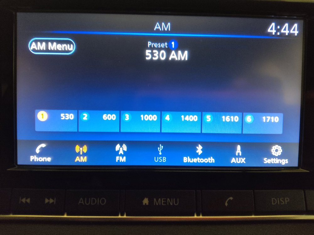 Used 2024 Nissan Sentra S FWD image 25
