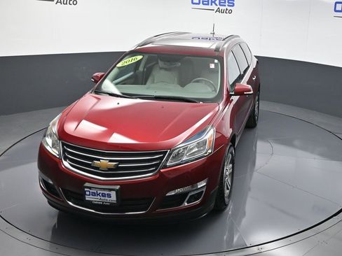 Used 2016 Chevrolet Traverse LT image 51