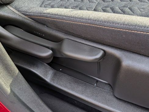 Used 2024 Chevrolet Equinox LT image 23