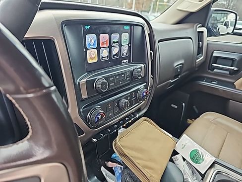 Used 2018 GMC Sierra 1500 Denali image 15