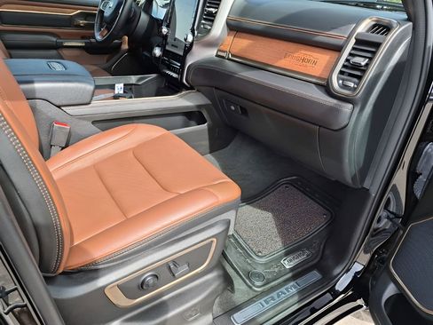 Used 2023 RAM 1500 Limited image 16