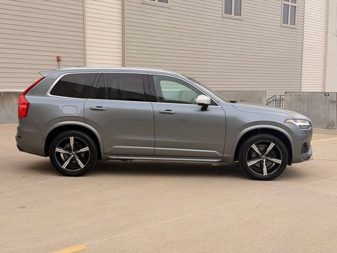 Used 2018 Volvo XC90 T6 R-Design AWD/4WD image 2