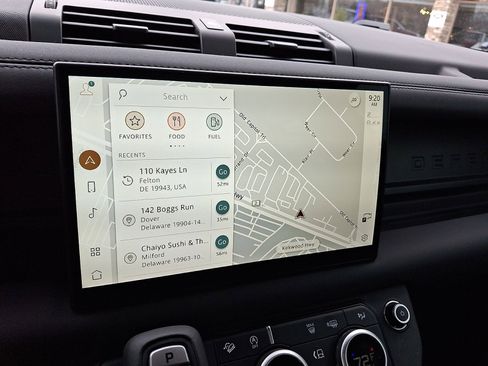 Certified 2025 Land Rover Defender 110 X-Dynamic SE image 22