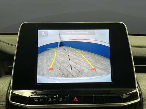 Used 2022 Jeep Compass Latitude image 8