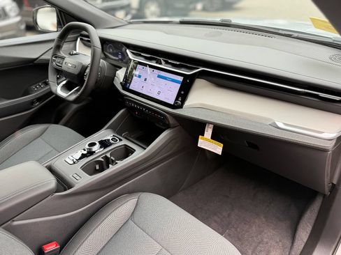 New 2026 Jeep Cherokee Laredo AWD/4WD image 17
