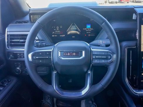 New 2026 GMC Yukon XL Elevation image 25