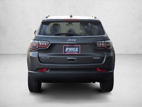 Used 2018 Jeep Compass Latitude w/ Popular Equipment Group image 7