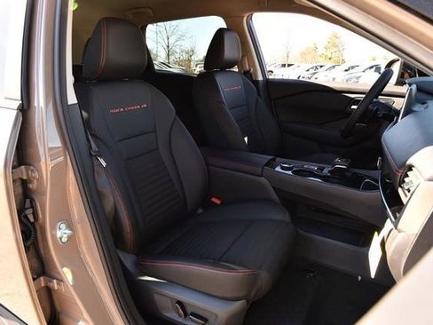 New 2026 Nissan Rogue SV image 24