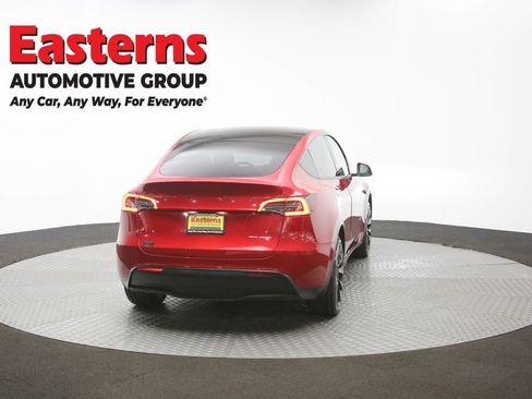 Used 2021 Tesla Model Y Long Range image 34