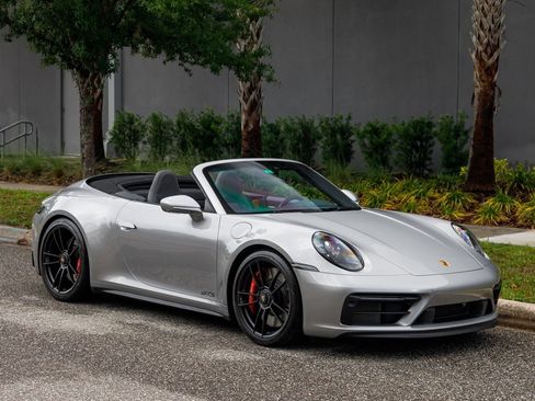 Used 2022 Porsche 911 Carrera GTS RWD image 1