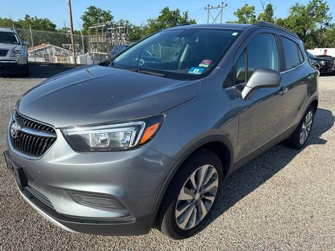Used 2020 Buick Encore Preferred w/ Safety Package AWD/4WD image 3
