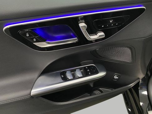 Certified 2025 Mercedes-Benz C 300 4MATIC Sedan image 29