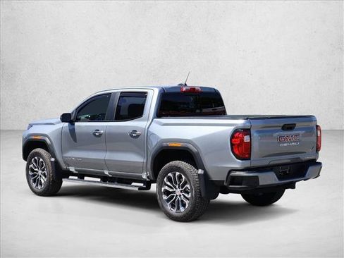 Used 2024 GMC Canyon Denali AWD/4WD image 8