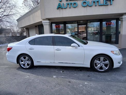Used 2010 Lexus LS 460 L RWD image 9