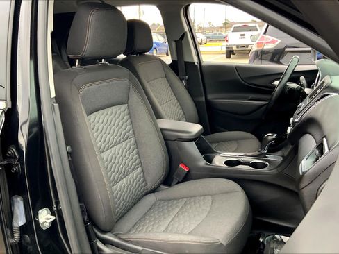 Certified 2019 Chevrolet Equinox LT w/ Driver Convenience Package FWD image 8