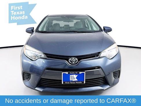Used 2016 Toyota Corolla LE FWD image 2