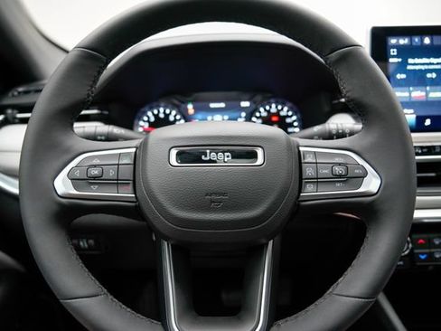 Used 2023 Jeep Compass Limited w/ Sun and Sound Group AWD/4WD image 22