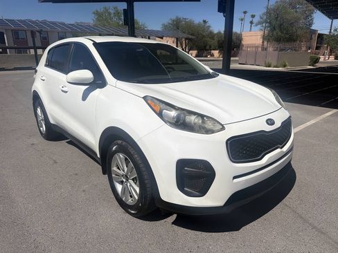Used 2017 Kia Sportage LX FWD image 9