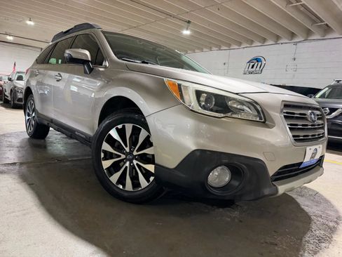 Used 2015 Subaru Outback 3.6R Limited AWD/4WD image 5