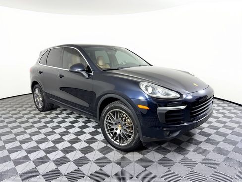 Certified 2016 Porsche Cayenne S w/ Premium Package AWD/4WD image 7
