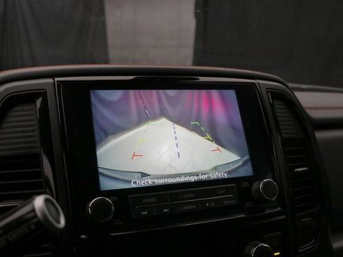 Used 2021 Nissan Titan PRO-4X w/ Pro-4x Utility Package image 32