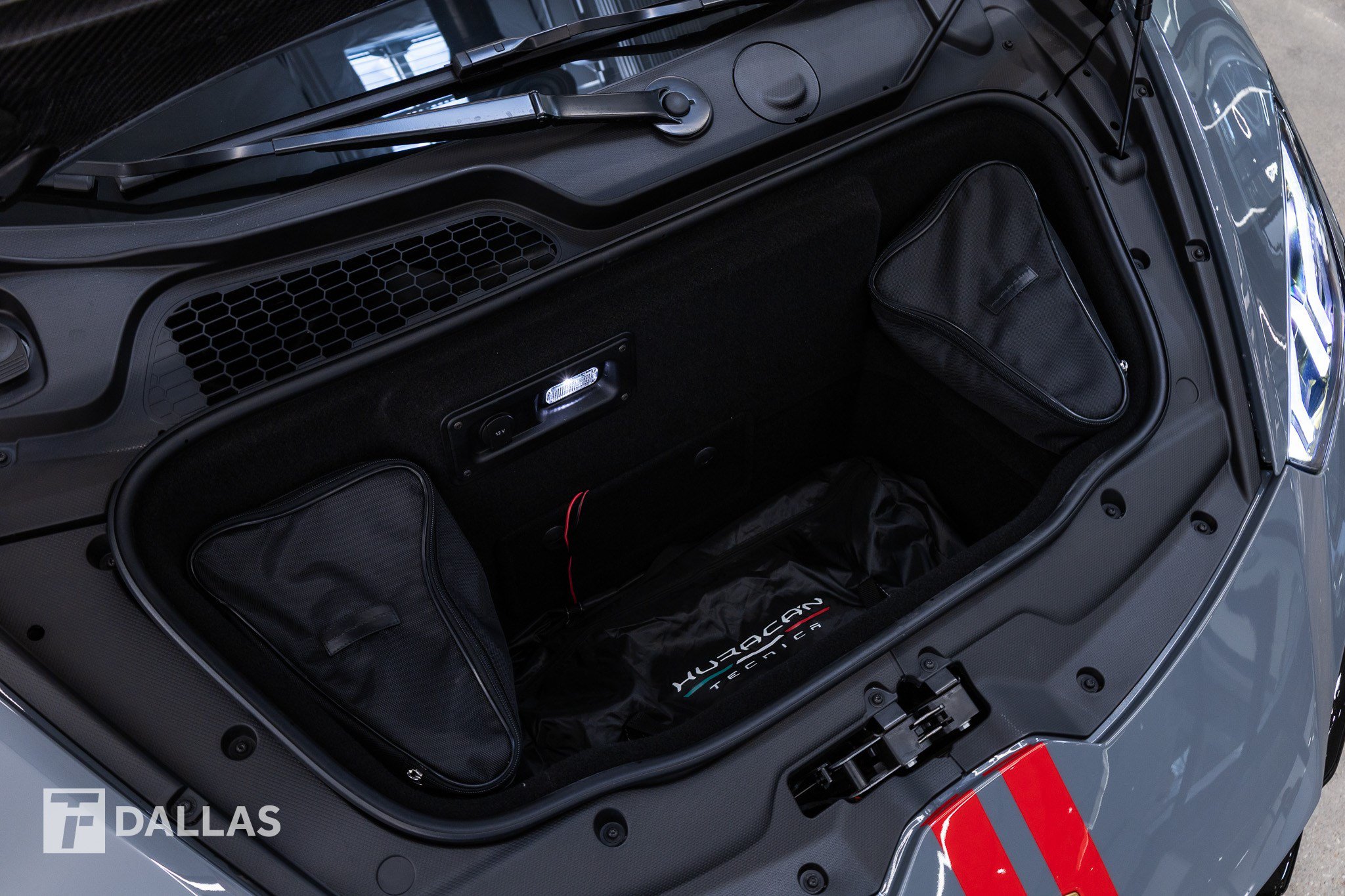 Used 2023 Lamborghini Huracan Tecnica RWD image 19
