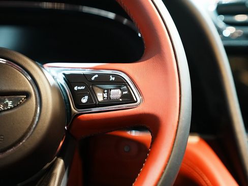 Used 2022 Bentley Bentayga Speed image 26