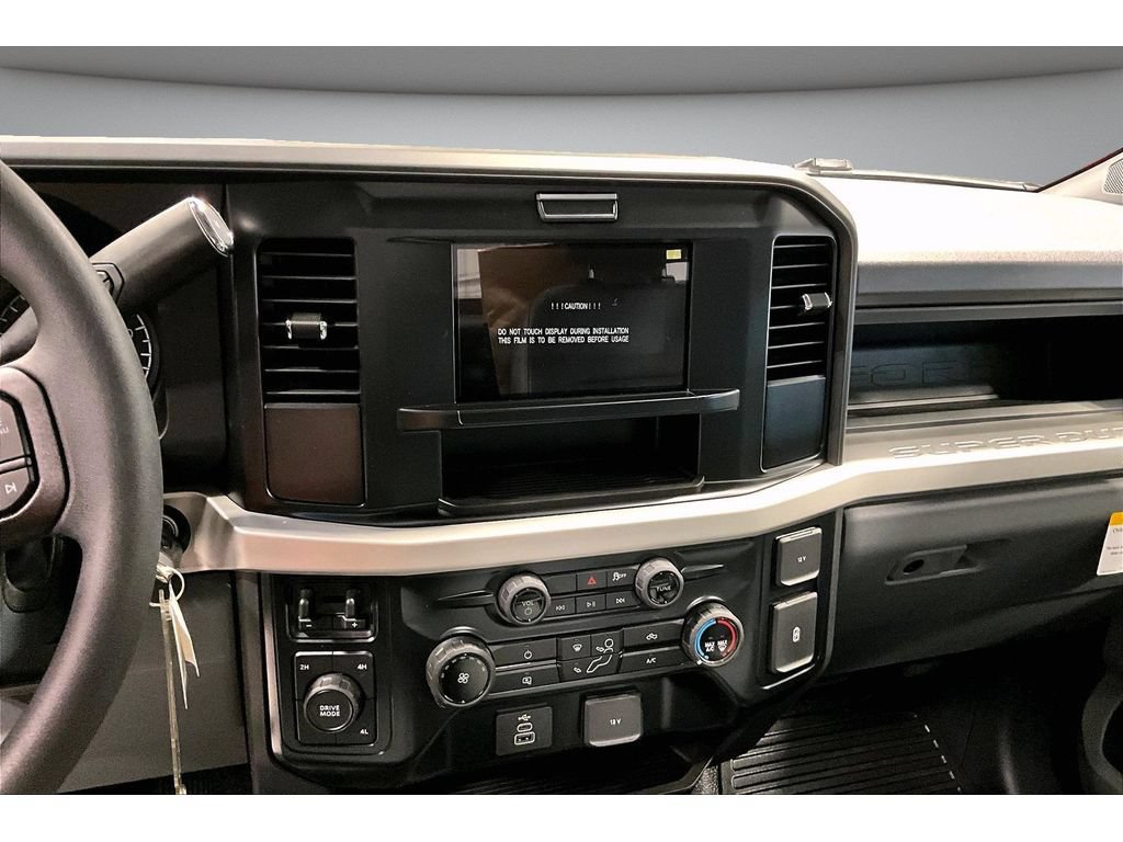 New 2027 Ford F350 XL w/ XL Chrome Package AWD/4WD image 8
