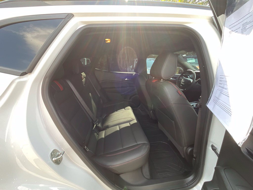 Used 2024 Chevrolet Trax RS w/ Sunroof Package FWD image 24