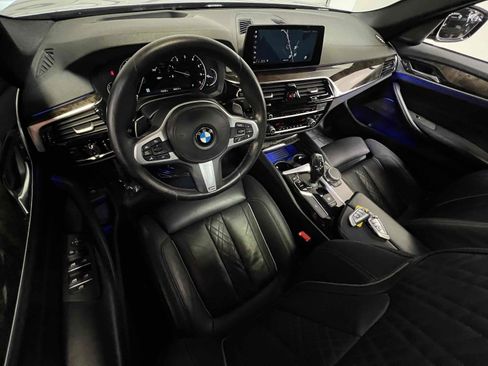 Used 2019 BMW 540i w/ M Sport Package image 37