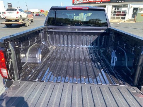 New 2026 GMC Sierra 1500 Elevation image 21