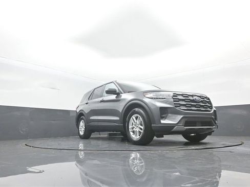New 2026 Ford Explorer Active image 27