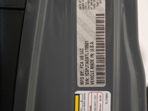 New 2026 Jeep Gladiator Sport image 41