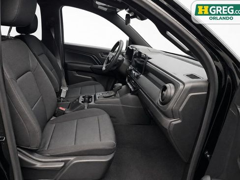 Used 2024 Chevrolet Colorado W/T RWD image 15