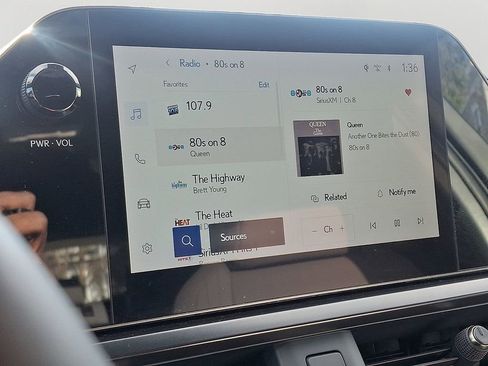 Used 2023 Lexus UX 250h AWD w/ Accessory Package (Z2) image 18