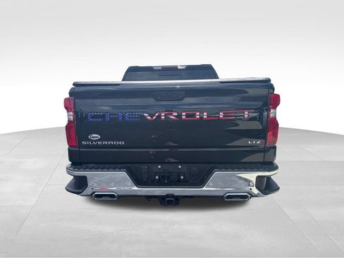 Used 2023 Chevrolet Silverado 1500 LTZ w/ LTZ Convenience Package II AWD/4WD image 7