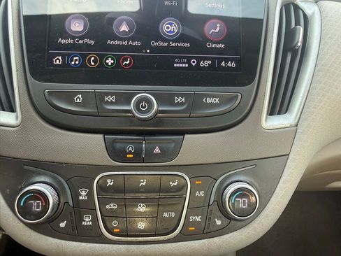 Used 2022 Chevrolet Malibu LT image 25