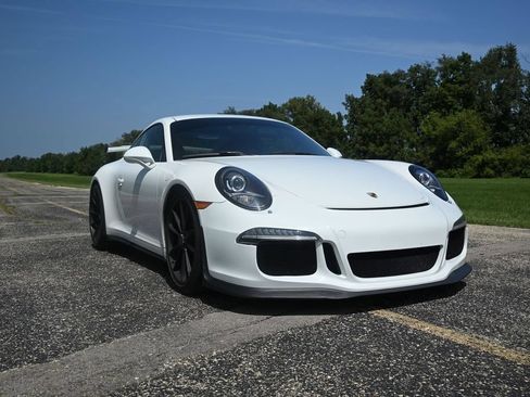 Used 2014 Porsche 911 GT3 RWD image 7