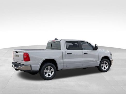 New 2025 RAM 1500 Big Horn AWD/4WD image 4