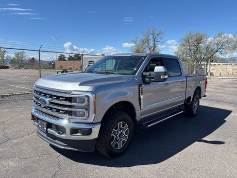 Used 2023 Ford F250 Lariat image 2
