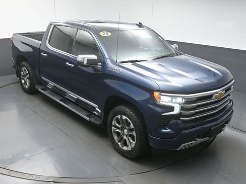 Used 2023 Chevrolet Silverado 1500 High Country w/ Technology Package image 39