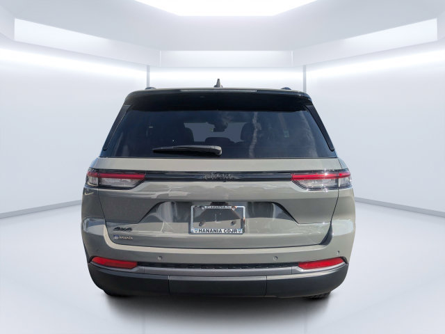 New 2027 Jeep Grand Cherokee Altitude AWD/4WD image 4