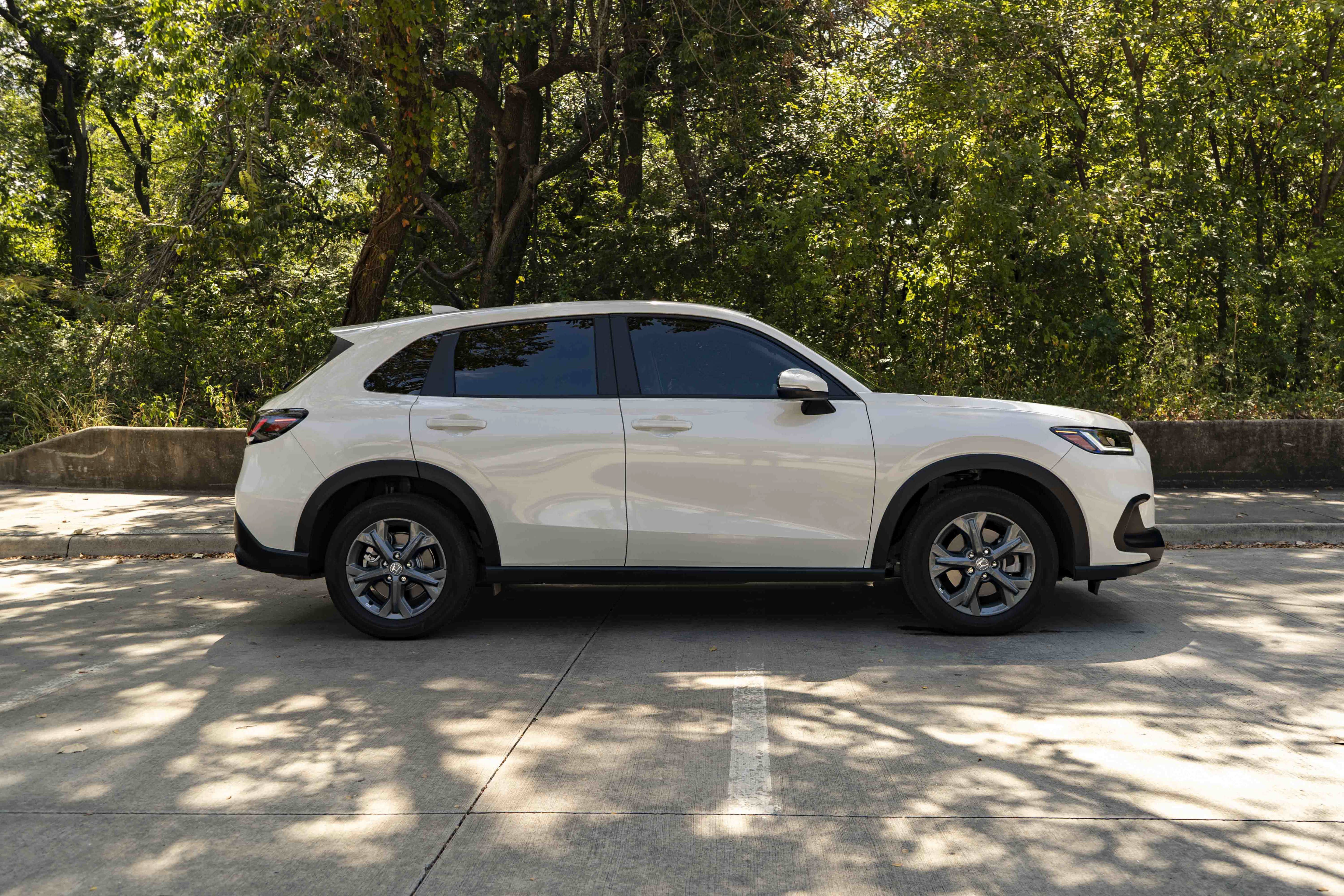 Used 2027 Honda HR-V LX image 10