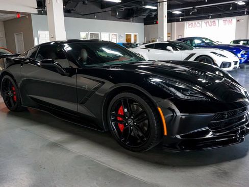 Used 2019 Chevrolet Corvette Stingray Coupe RWD image 47