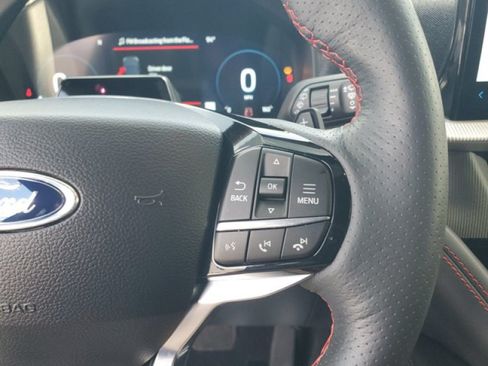 Used 2025 Ford Explorer ST RWD image 19