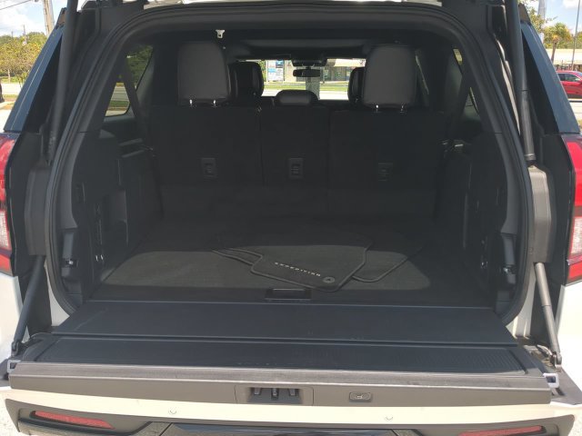 New 2026 Ford Expedition Max Platinum w/ Stealth Appearance Package AWD/4WD image 14