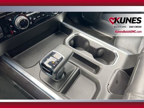 Used 2024 Chevrolet Silverado 1500 LTZ AWD/4WD image 23