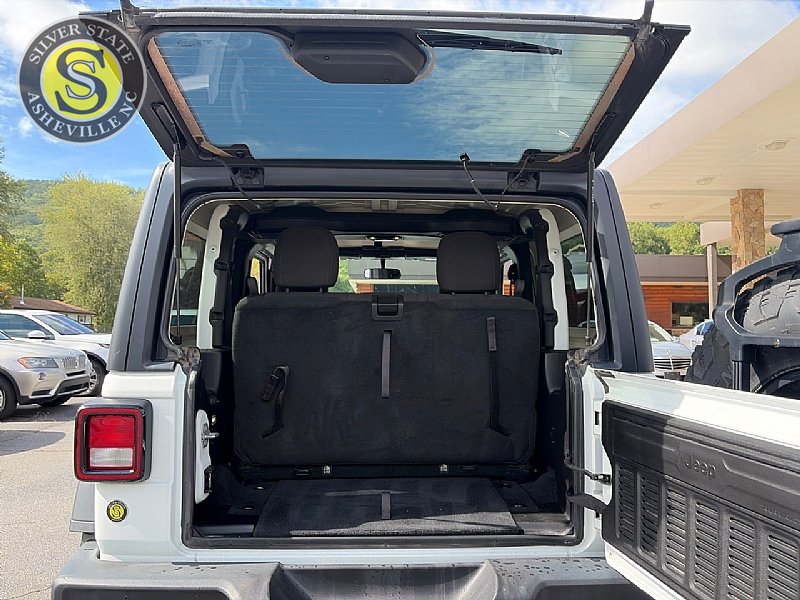 Used 2019 Jeep Wrangler Sport AWD/4WD image 24